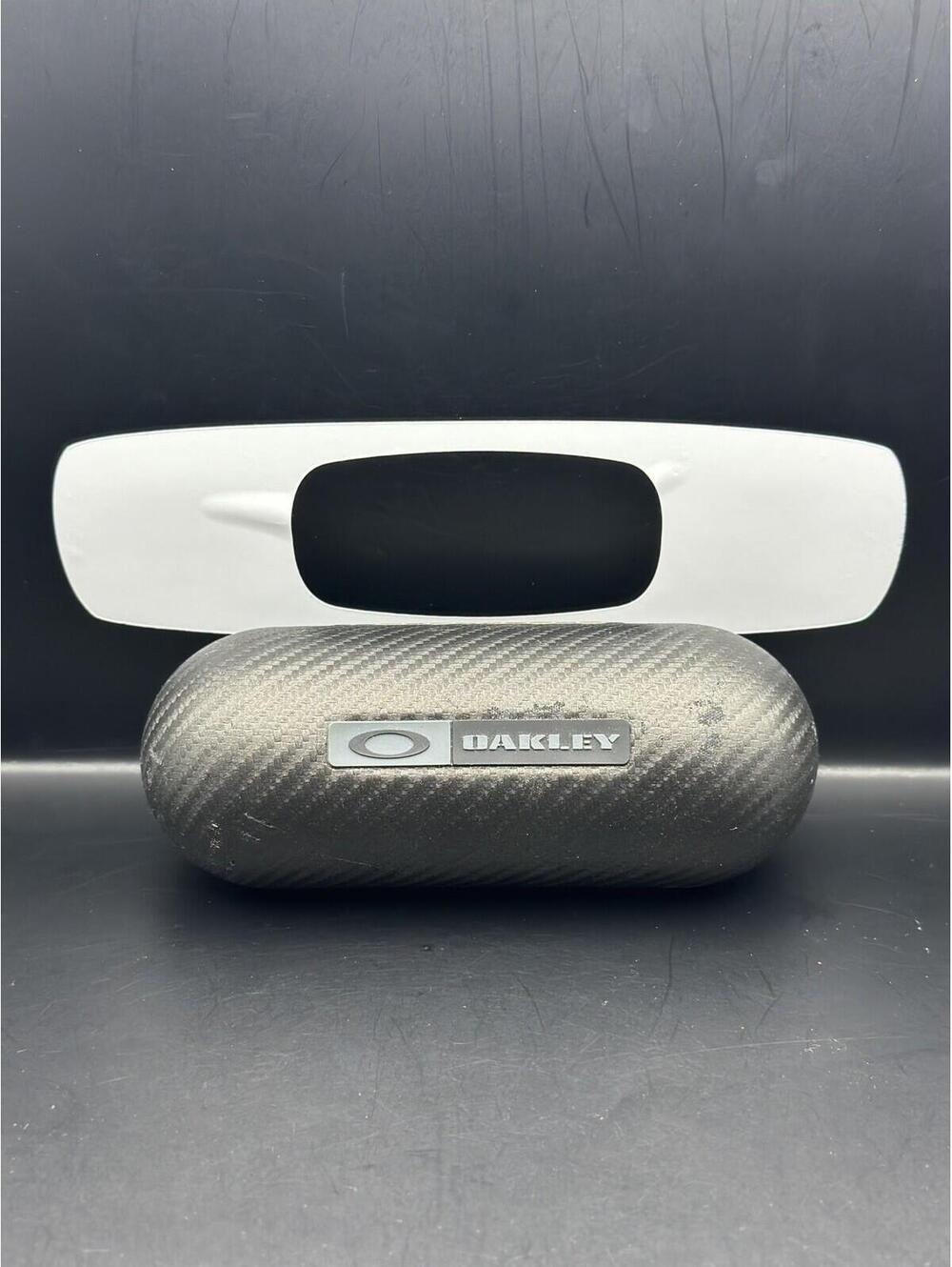 Oakley Carbon Fiber Hardcase